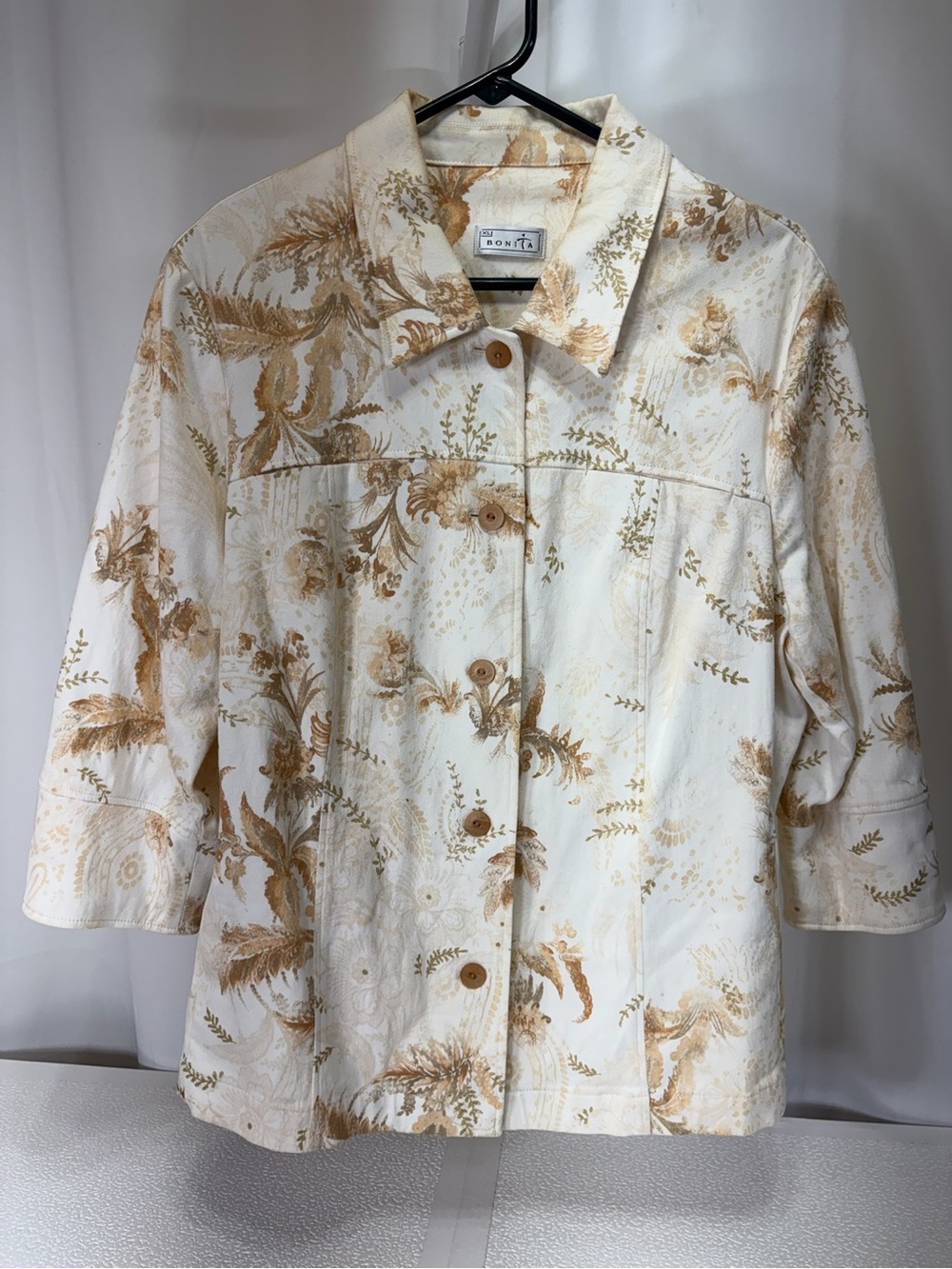 Women’s Cream Floral Button-Front Jean Jacket by Bonita 3826